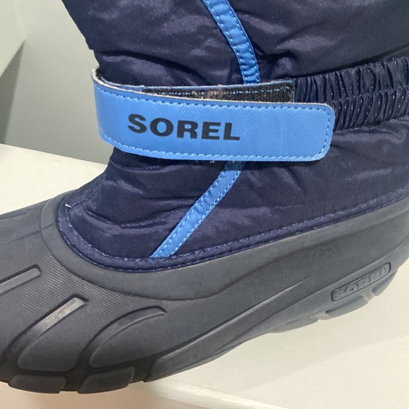 Sorel Winter snow boots black and blue kids size 6  *inspect photos for wear - Picture 12 of 17